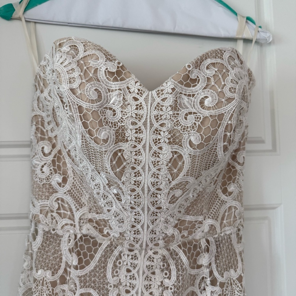 Tara Lauren Spring 2017 Strapless Lace Over Satin with Train Wedding Dress Sz 10 - Picture 4 of 15